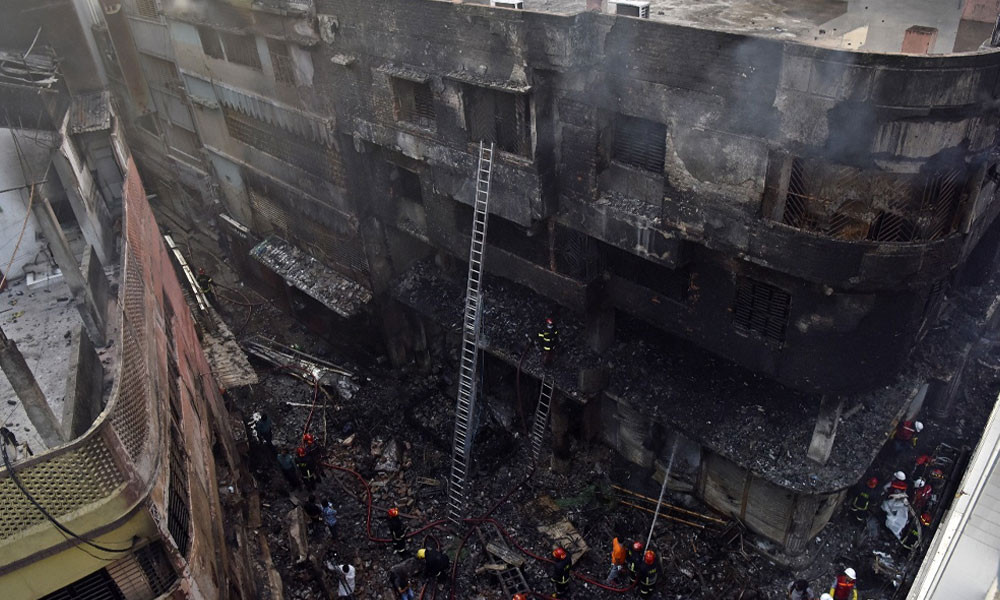 পুরান ঢাকায় আবারও আগুনের ভয়: দুই হাজারের বেশি কেমিক্যাল কারখানা এখনো চালু